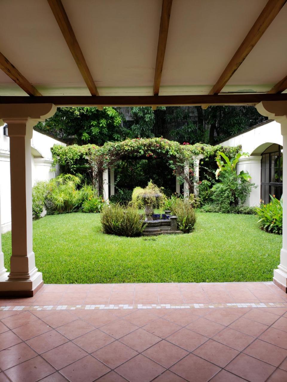 Domus Hotel San Salvador Exterior photo