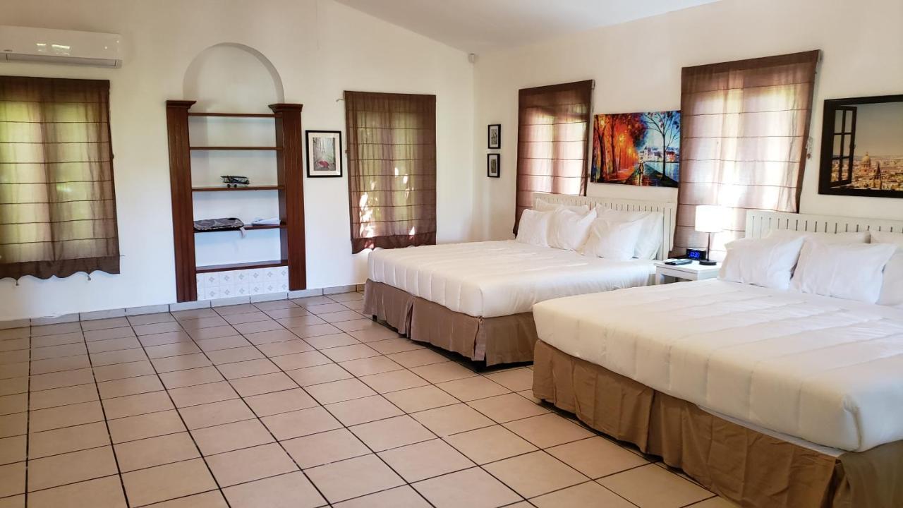 Domus Hotel San Salvador Exterior photo